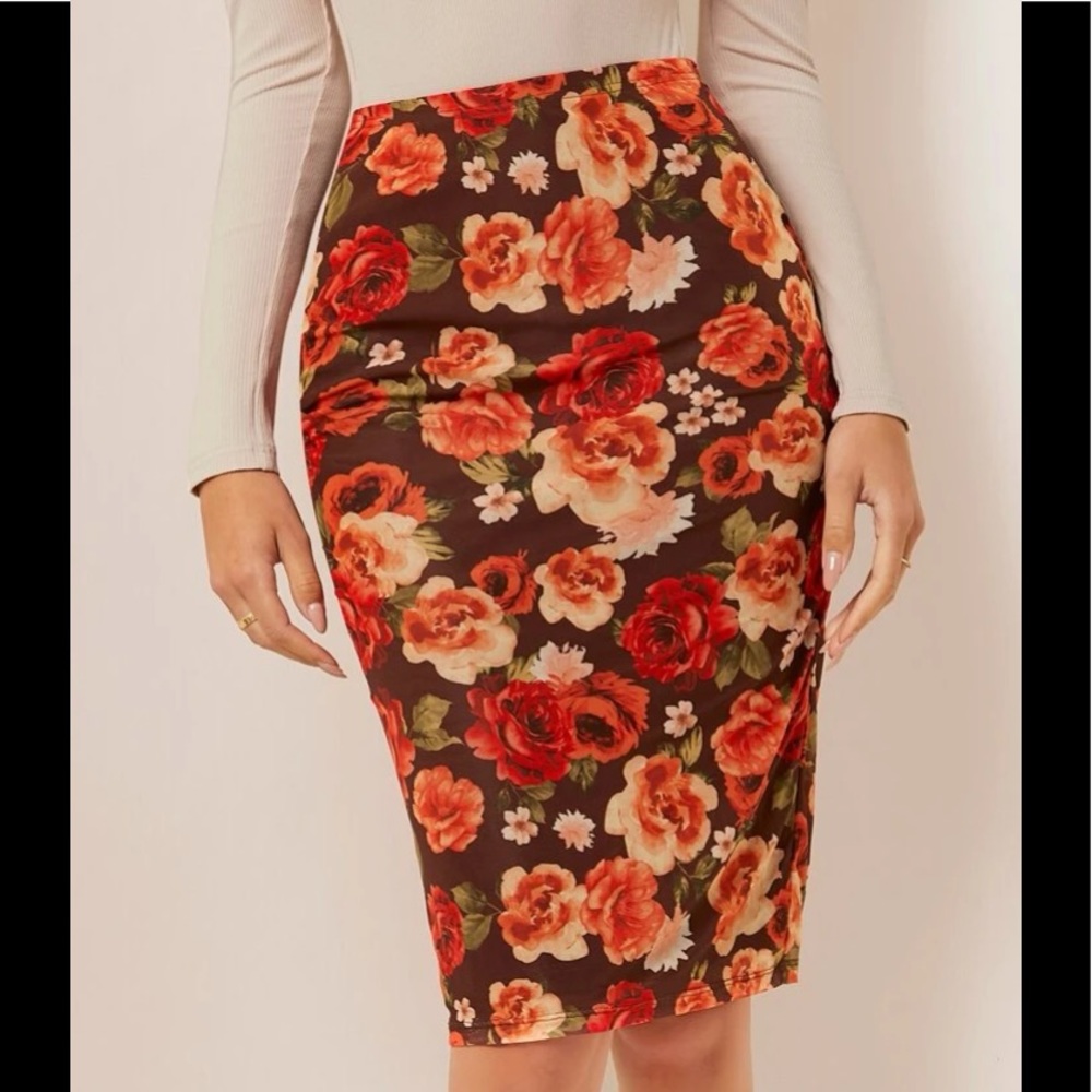 Floral pencil skirt